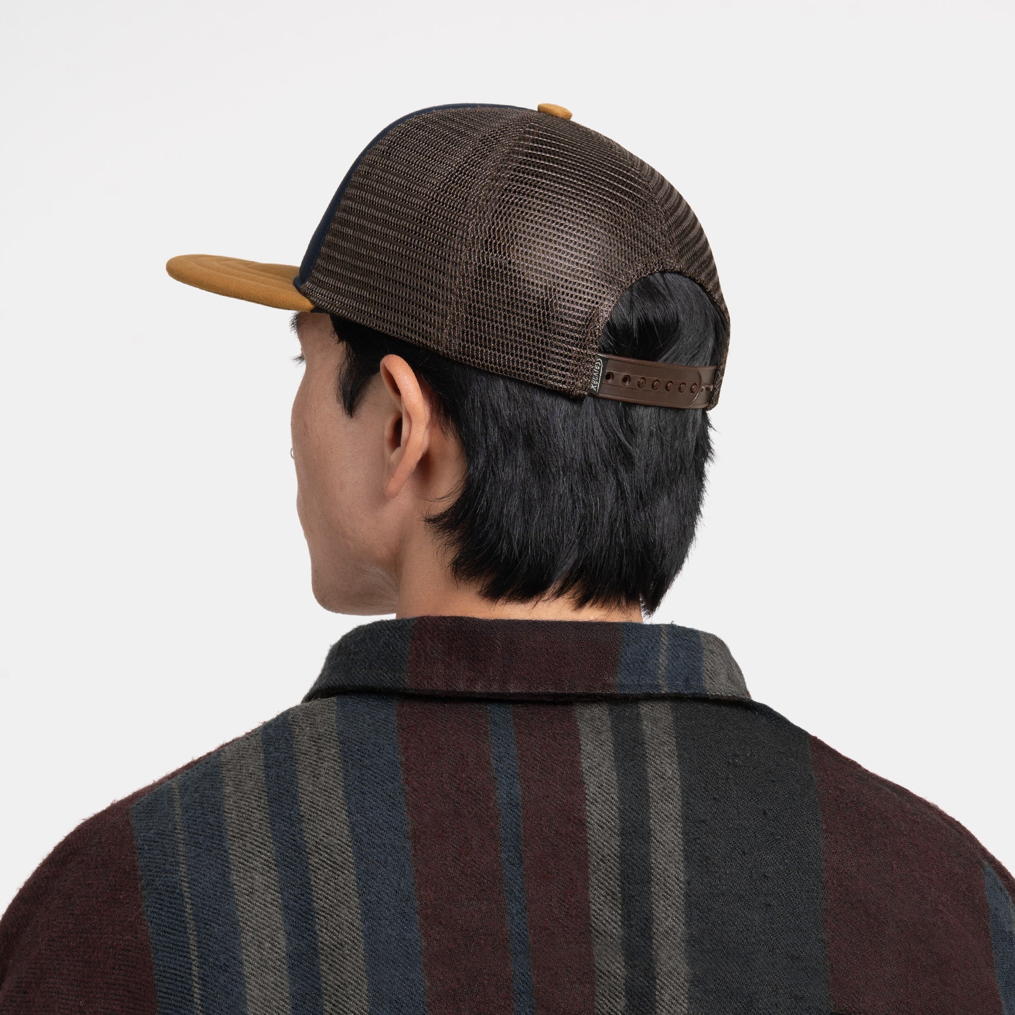 #color_Navy/Brown