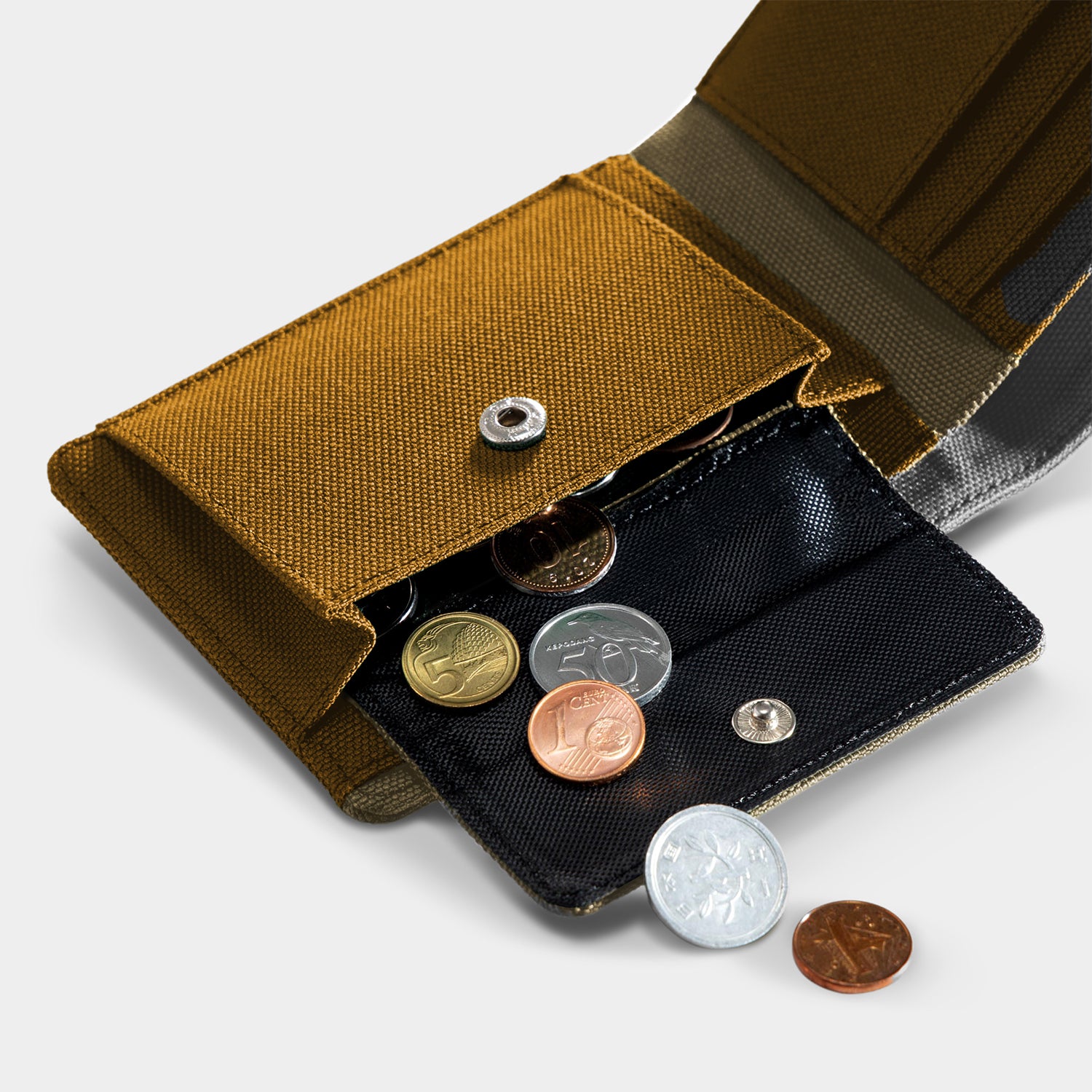 Coin Bifold